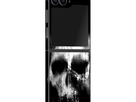 Samsung Z Flip 6 SIGNATURE Horror Black & White SKULL Skin Online Hot Sale