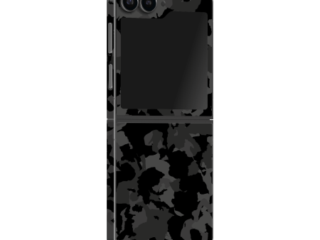 Samsung Z Flip 6 SIGNATURE DARK SLATE Camouflage Skin Sale